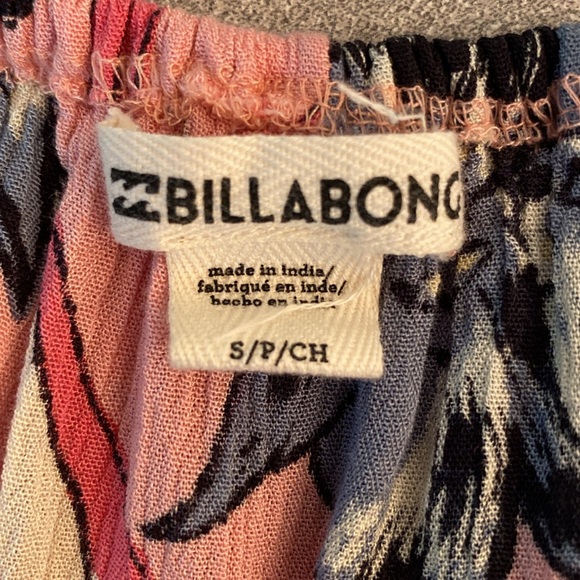 Billabong - Off the shoulder top. Size S - Picture 3 of 6